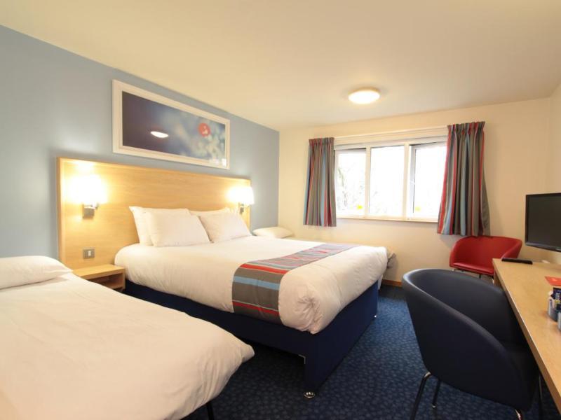 Travelodge Preston Central Exterior photo