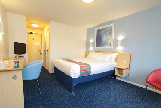 Travelodge Preston Central Room photo